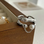 Load image into Gallery viewer, S925 Layered Antique Inspired Pearl Ring
