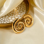 Load image into Gallery viewer, 18k Polished Spiral Earrings
