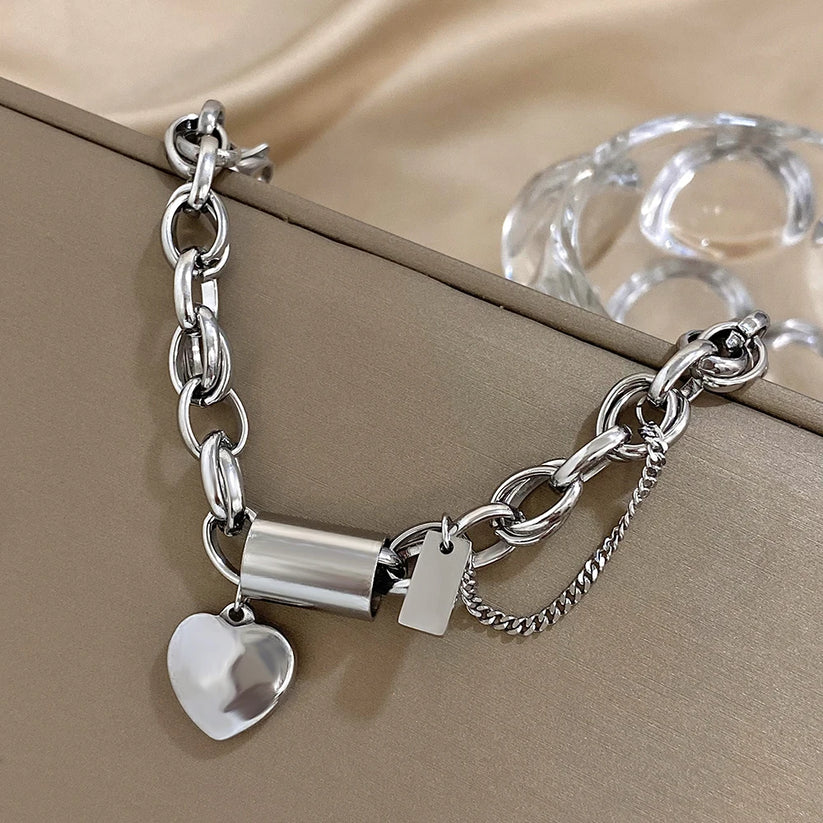 Bohemian Heart Charm Bracelet in Gold