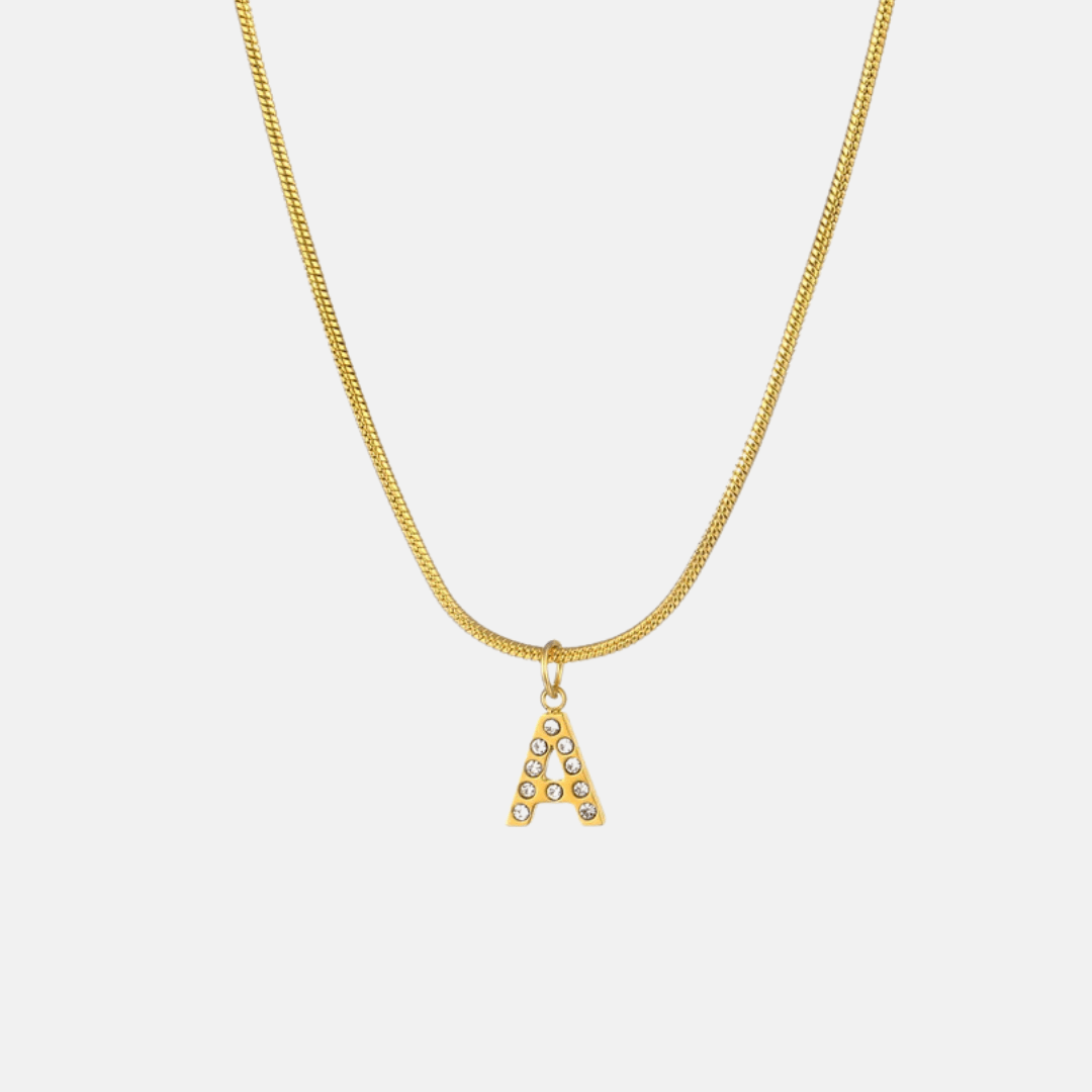 Cayres letter necklace