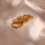 Load image into Gallery viewer, 18k Star &amp; Stone Embedded Ring
