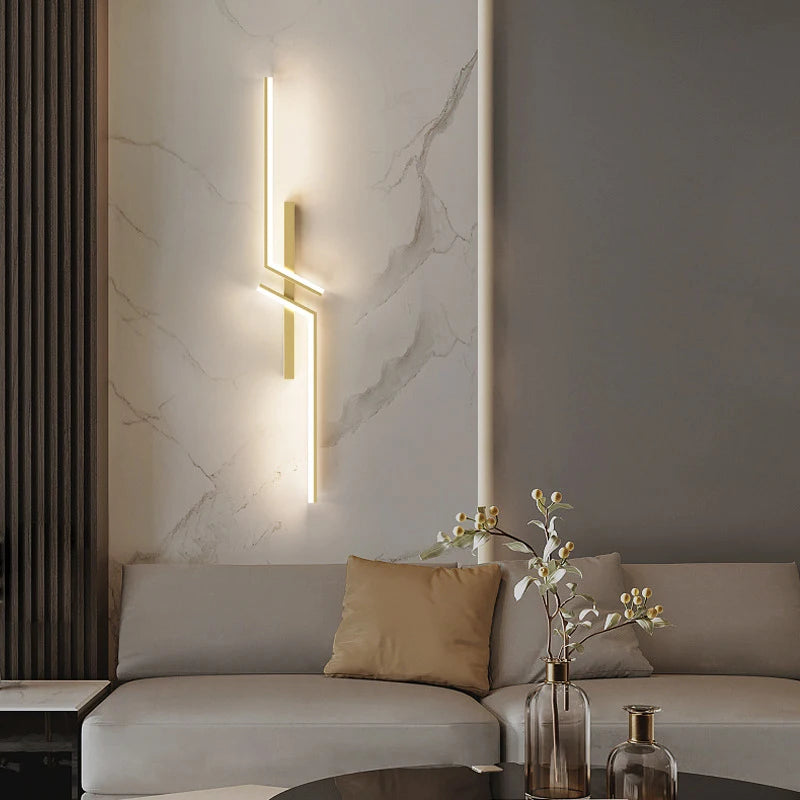 Modern Minimalist LED Wall Light Fixture In Black or Gold