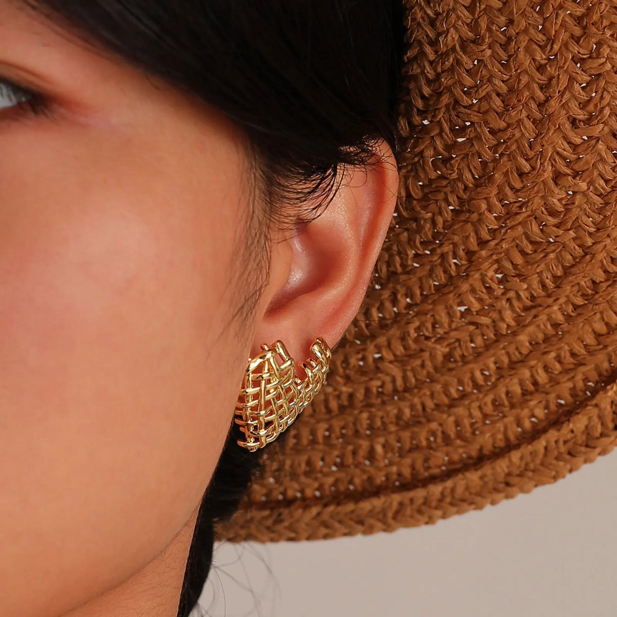 14k woven heart earrings