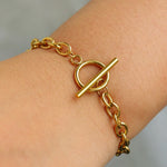 Load image into Gallery viewer, Classy Paperclip Circle Bar Clasp Bracelet
