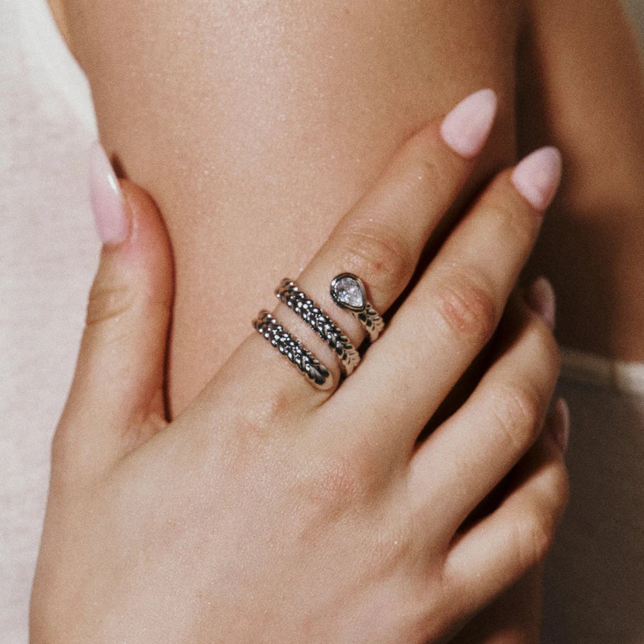 Triple wrap diamond eye leaf textured ring