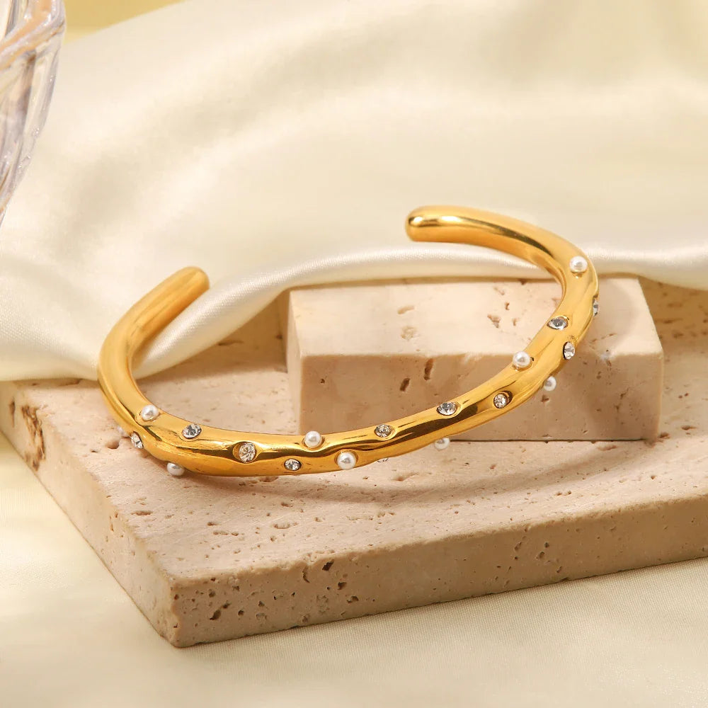 Diamond & pearl embedded bangle bracelet