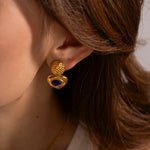 Load image into Gallery viewer, 18k Hammered Geometric Triangle Lapis Earrings
