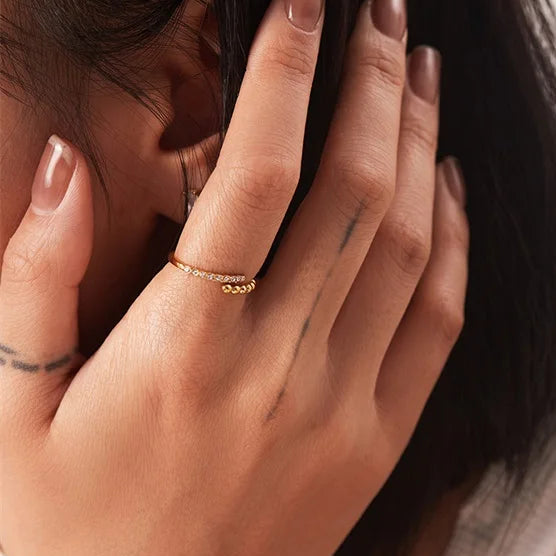 18k Beaded & Zircon Tipped Ring