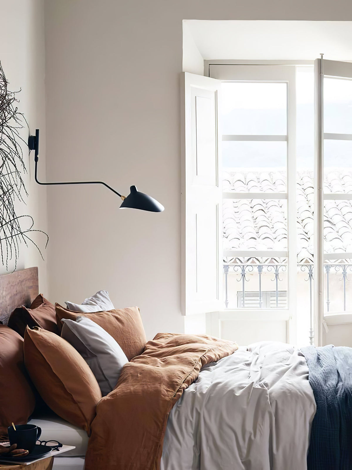 Articulated Arm Contemporary Design Wall Sconce