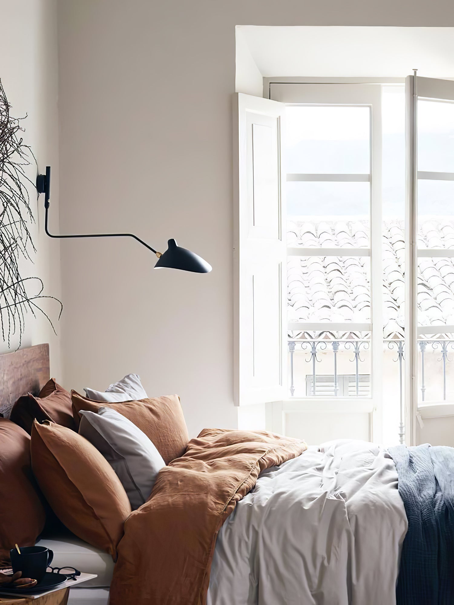 Articulated Arm Contemporary Design Wall Sconce