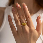 Load image into Gallery viewer, 18k Playful Wavy Open Gem Ring
