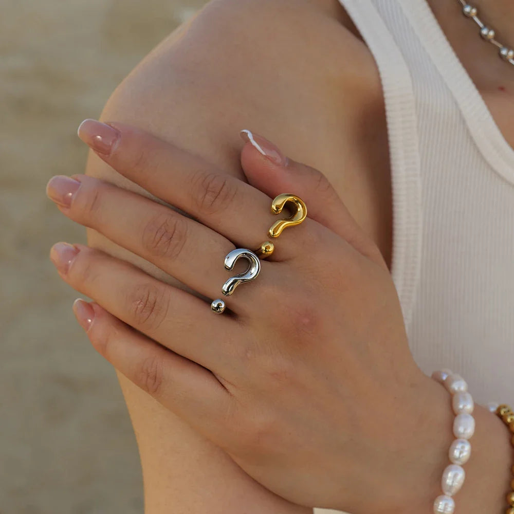 The dainty question ring