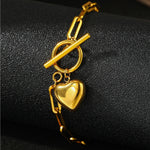 Load image into Gallery viewer, Modern Paperclip Bar Clasp Heart Bracelet
