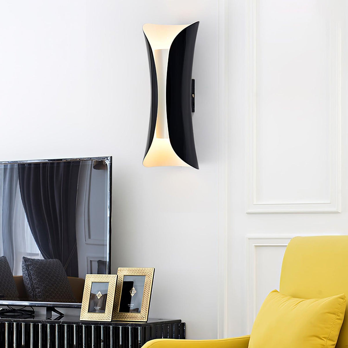 Curved Waist Baroque Inspired Wall Sconce