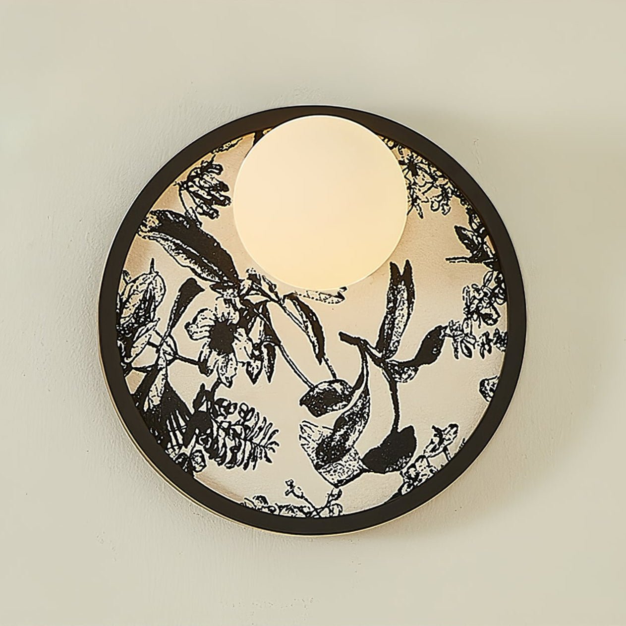 Textured Circular Frame Contemporary Wall Light