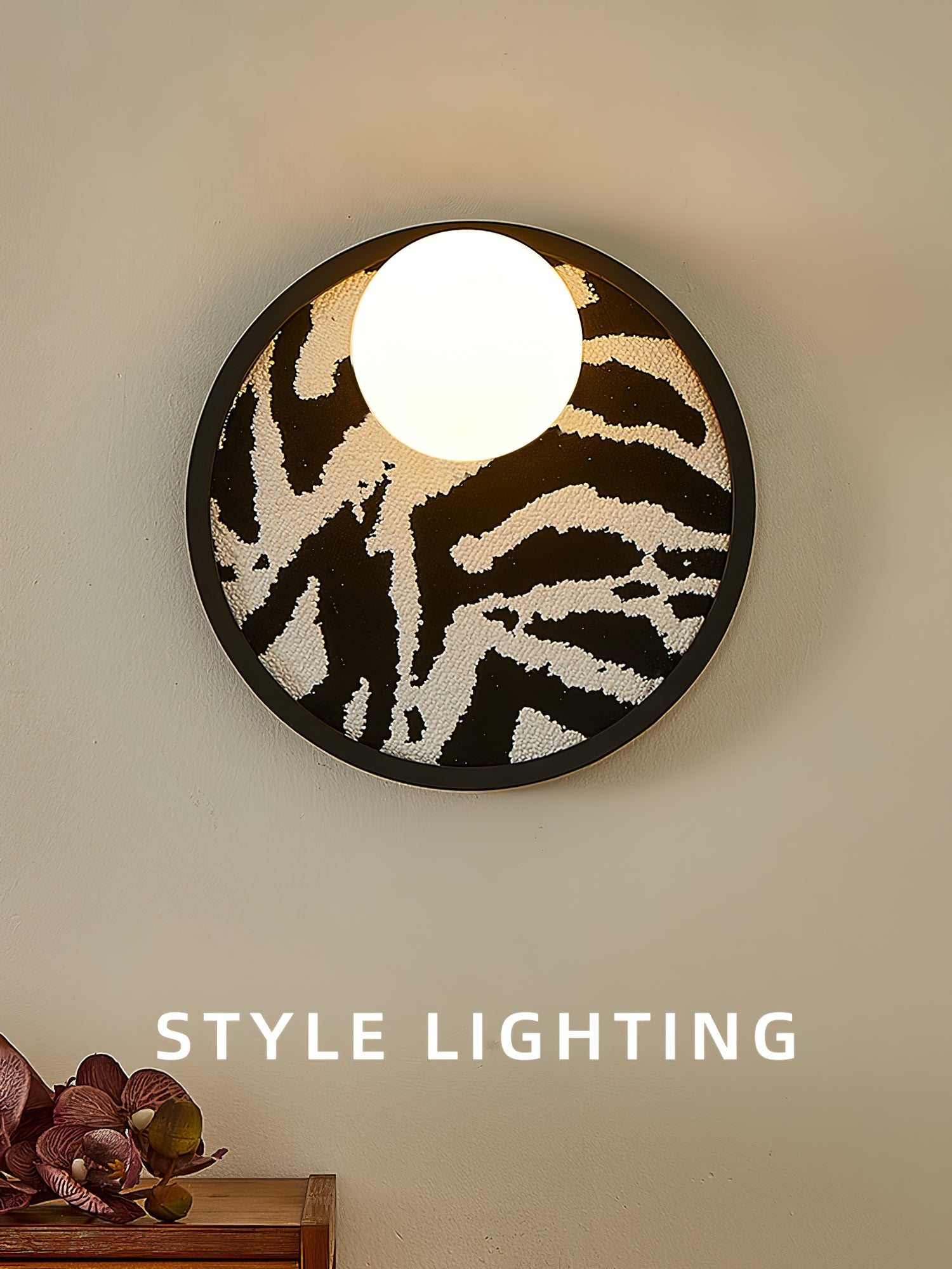 Textured Circular Frame Contemporary Wall Light