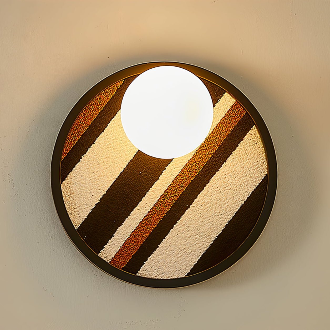 Textured Circular Frame Contemporary Wall Light
