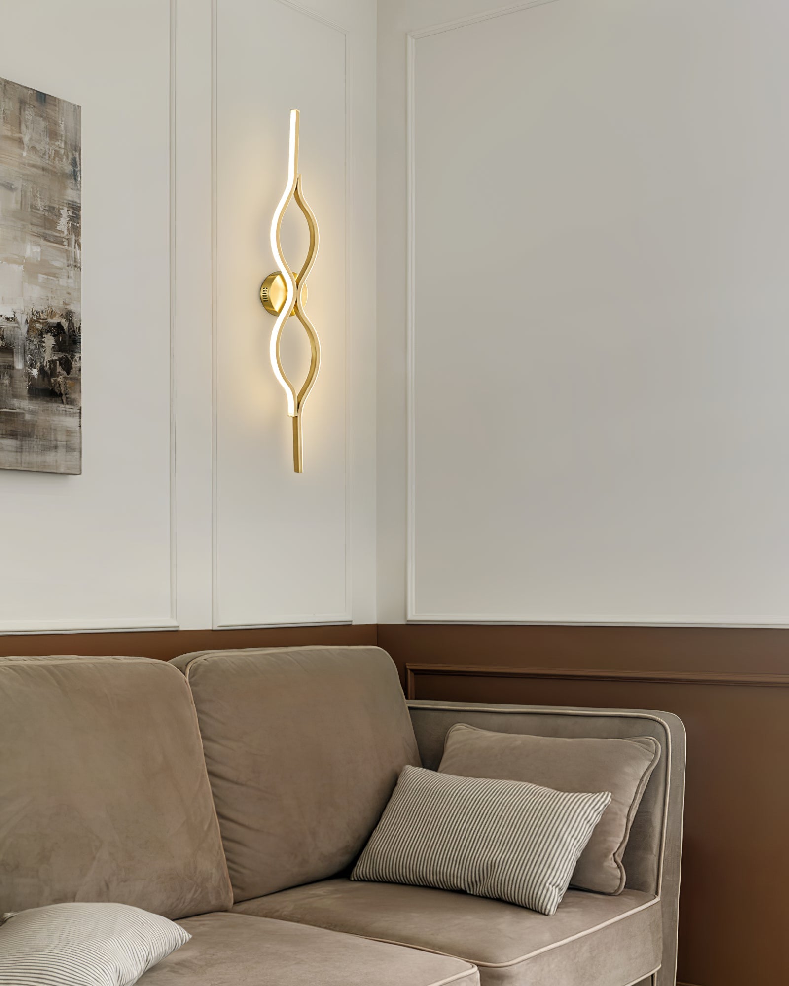 Twist Nordic Inspired Brass Finish Wall Light