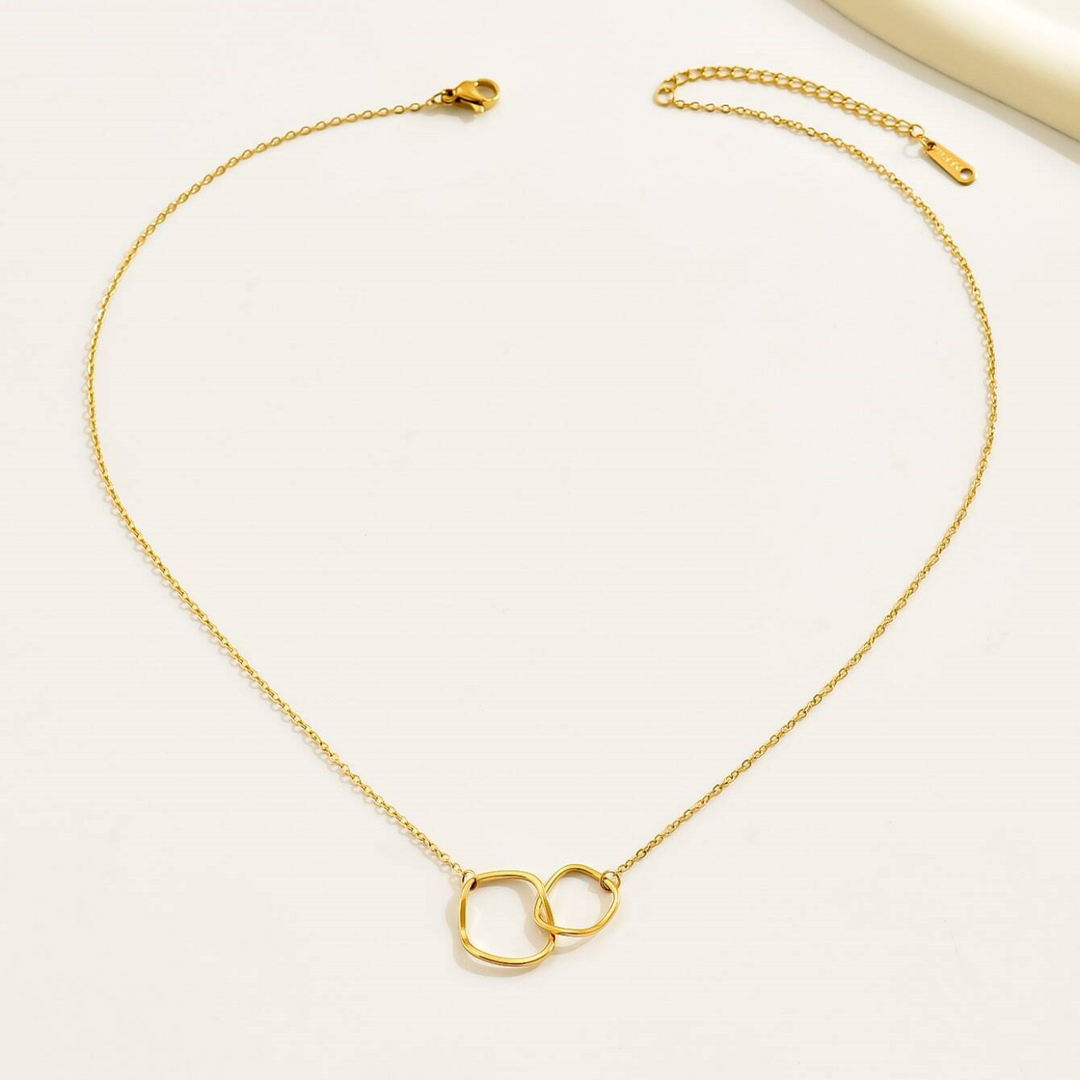 Double Loop Chain Interlocking Pendant Necklace