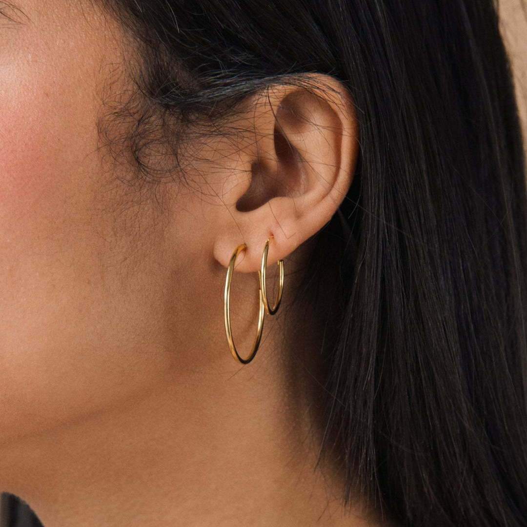 Lightweight Hoops Gold and Silver Earrings (4 Pack)