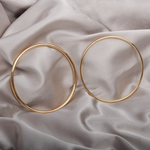 Load image into Gallery viewer, Classic Bangle Slide On Gold Bracelet
