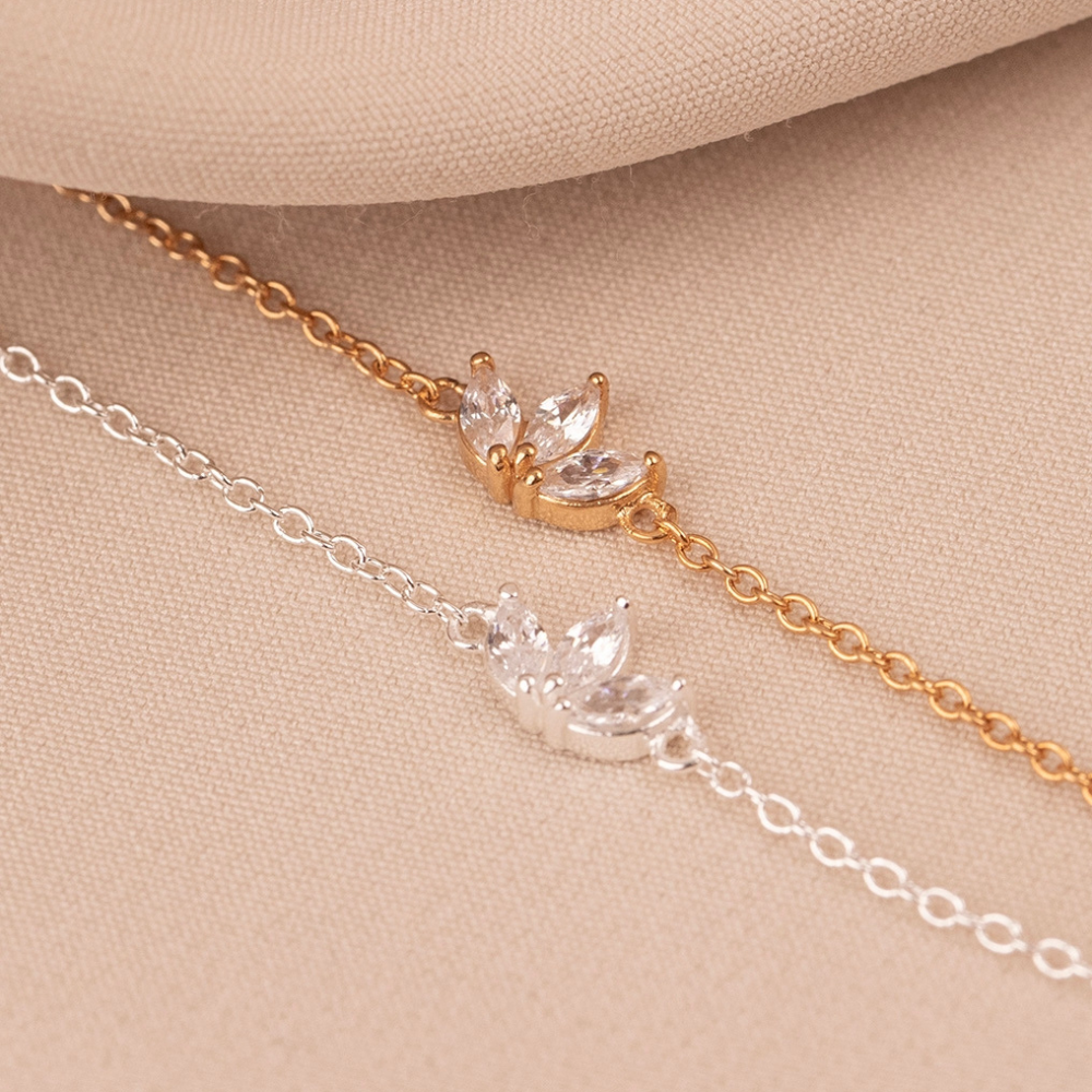 Triple Zirconia Flower Chain Bracelet