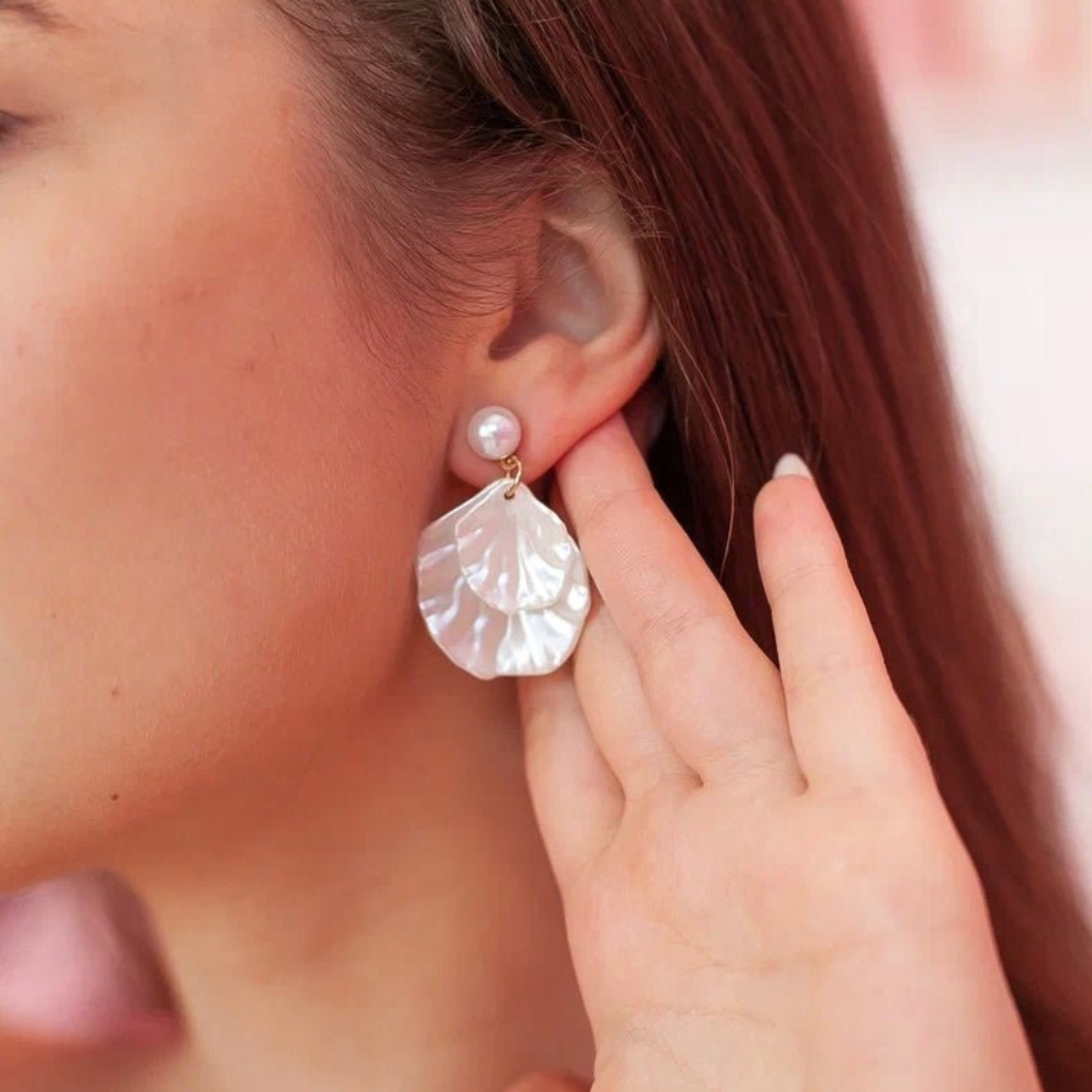 Seashell Shiny Pearl Dangle Seashell Earrings