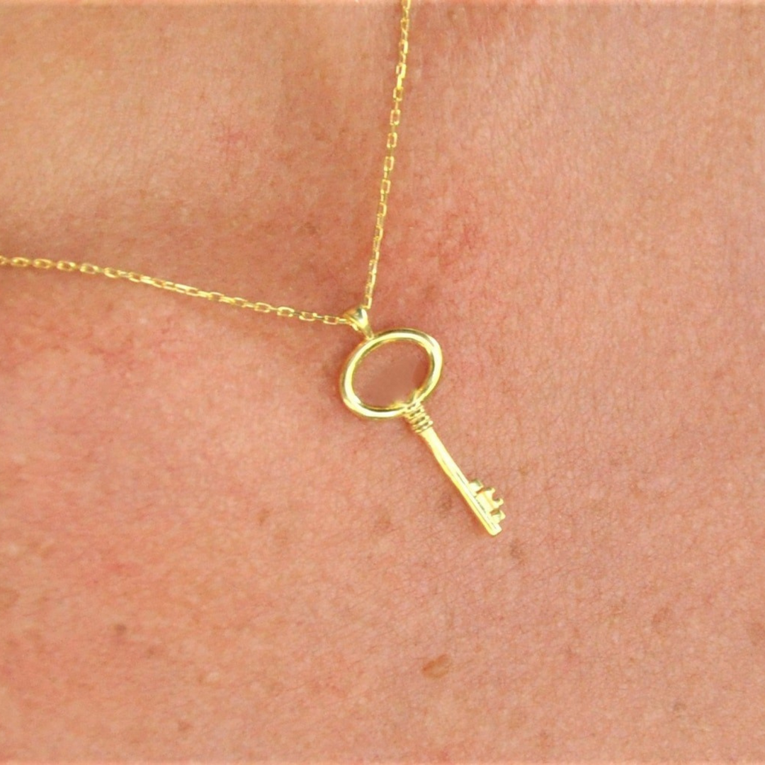 Gold Key Pendant Lock Necklace