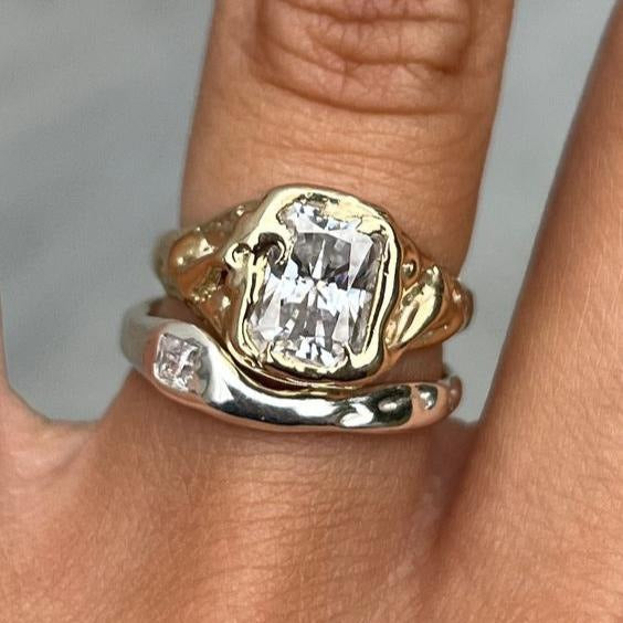 Romantic Ring Set in Gold
