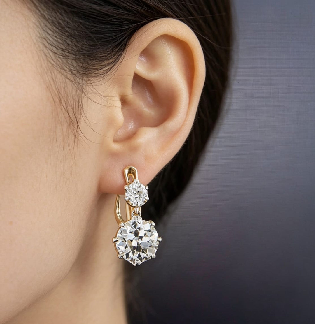 Classic Zirconia Vintage Earrings in Gold