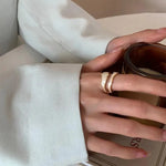 Load image into Gallery viewer, Adjustable Luxury Gold Crevice Ring
