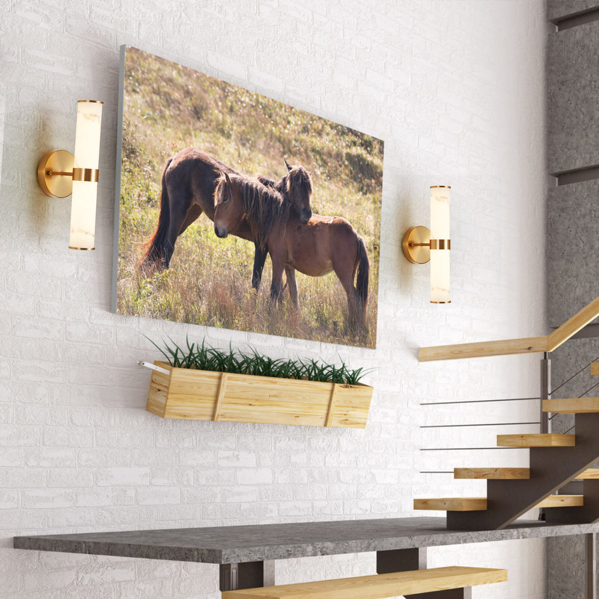 AESTIN'S DECOR Wall Light Golden and Elegant Resin Wall Sconce – Set of 2