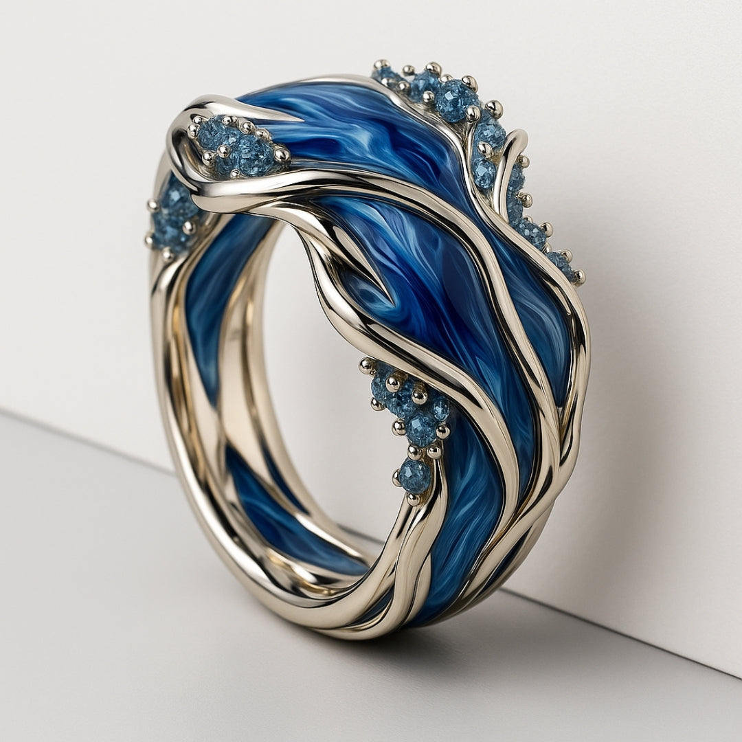 Classic Vintage Statement Ring in Gold