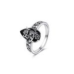 Load image into Gallery viewer, Floral Accented Onyx Ring
