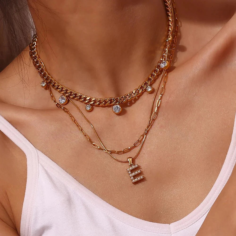 Bold pearl letter initial necklace 599937