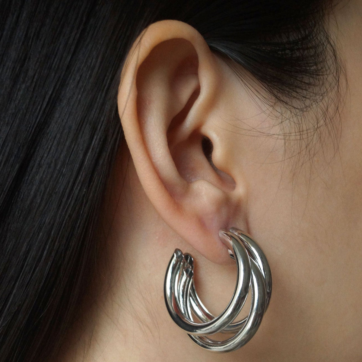 Bold triple silver_a9a59816 3611 404d 842f 4ea2af60dca7
