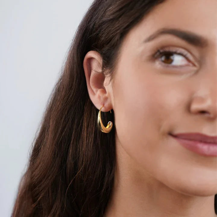 Classic drop hoop earrings 941532_720x_aeef0b7d ed2e 4859 bb2f 187fb6f56f5b