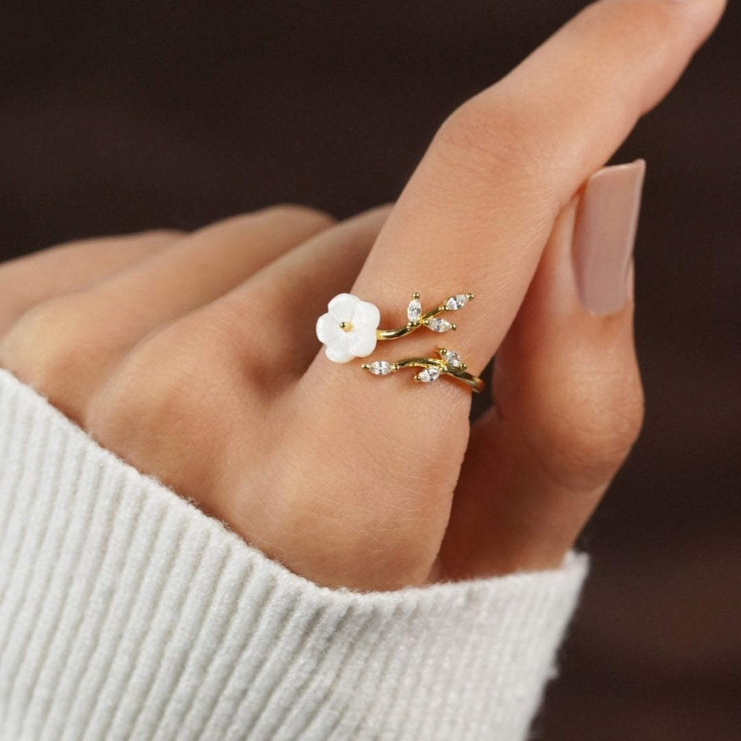 Wildflower Ring Shell Crystal Petal Ring