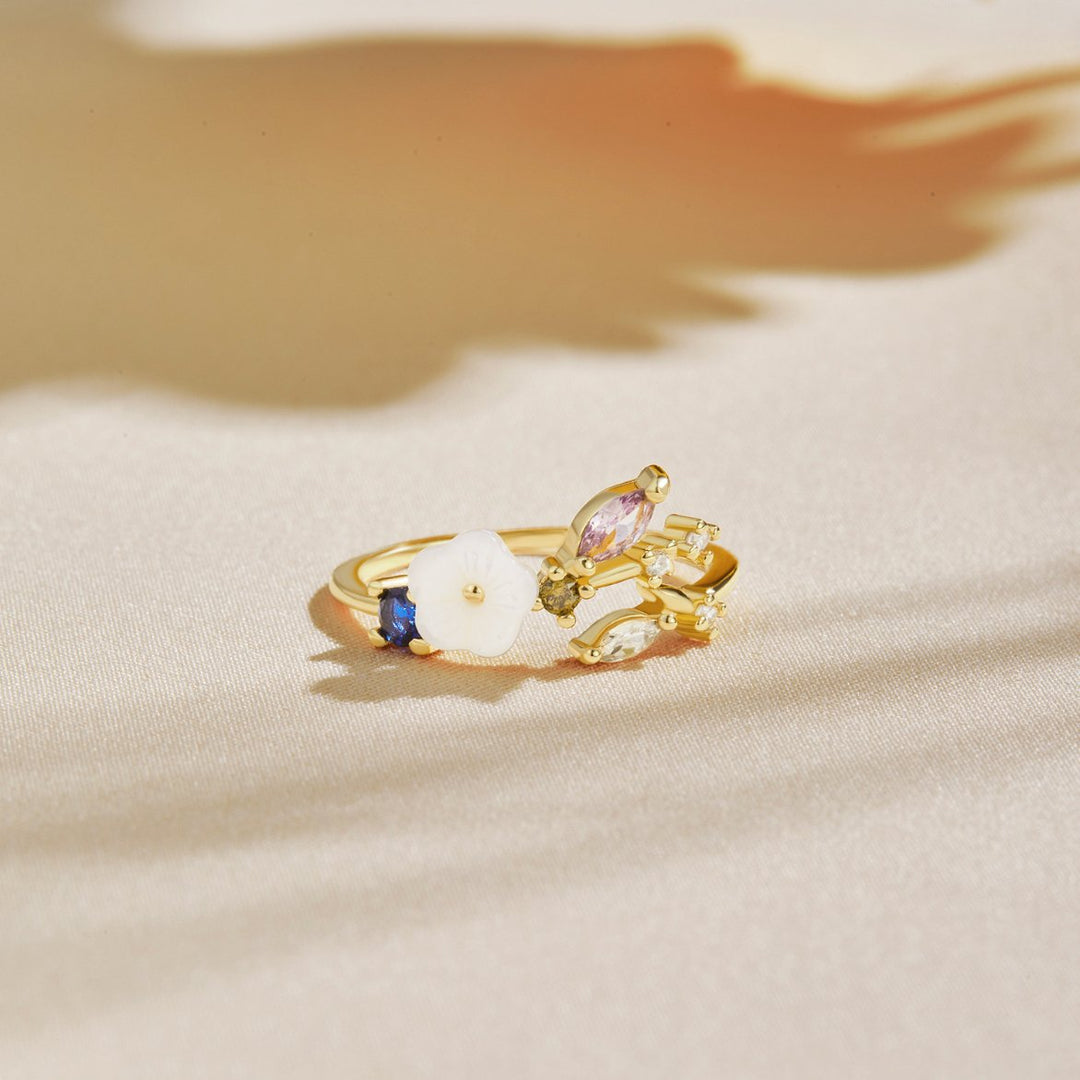 Leah Crystal White Floral Gold Ring