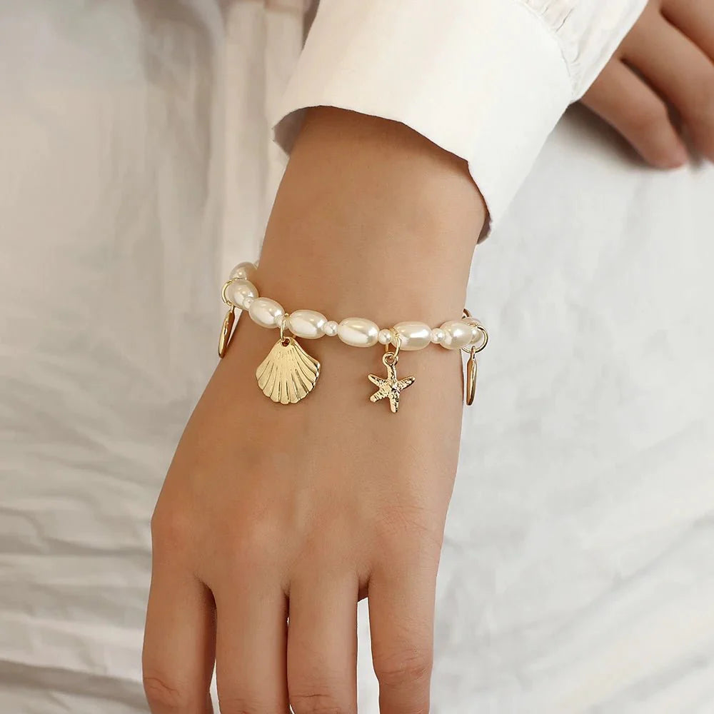 Dainty beach adventure pearl bracelet