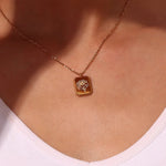 Load image into Gallery viewer, Dainty Birth Month Flower Necklace
