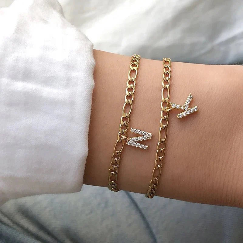 Dainty cuban figaro chain letter initial bracelet 520995
