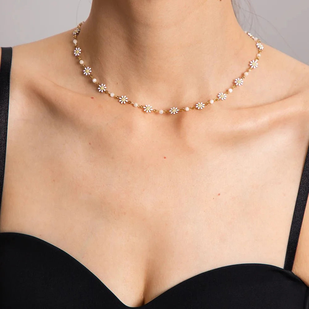Dainty Daisy Floral Bracelet Necklace and Earrings Set
