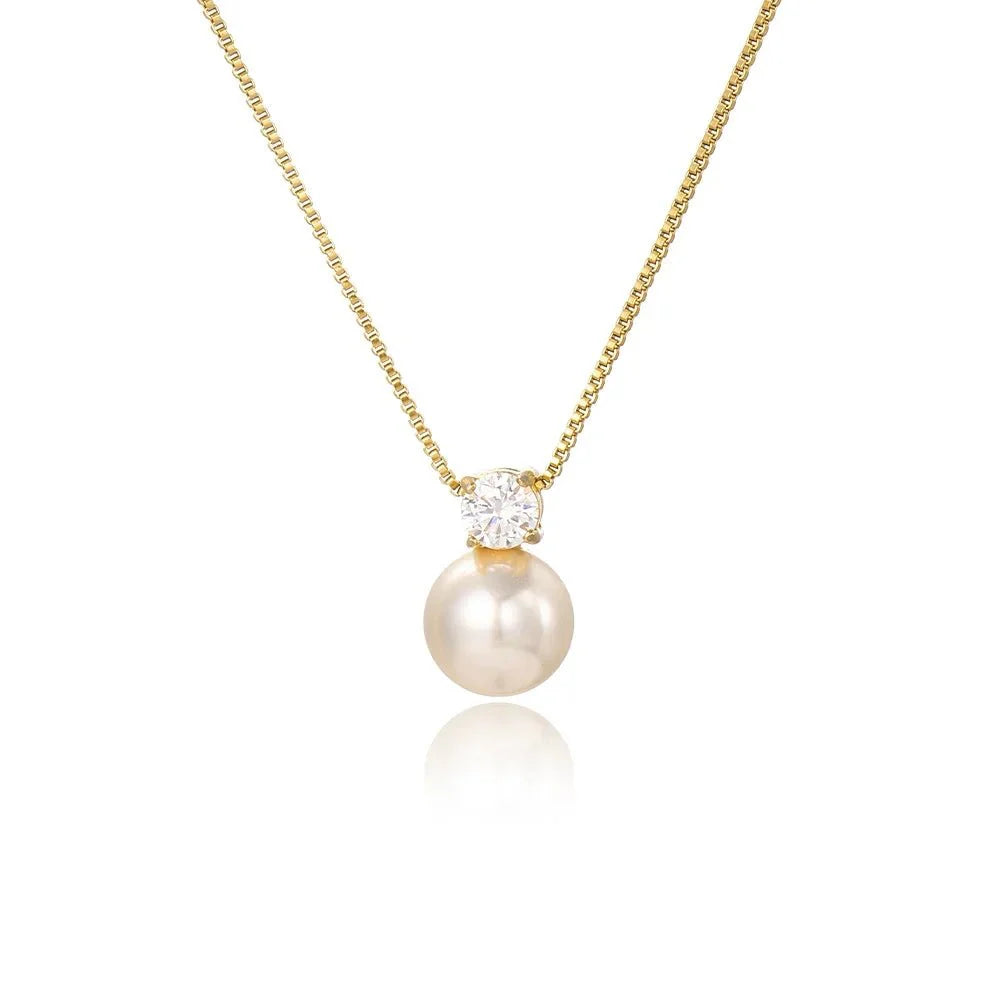Dainty diamond pearl necklace