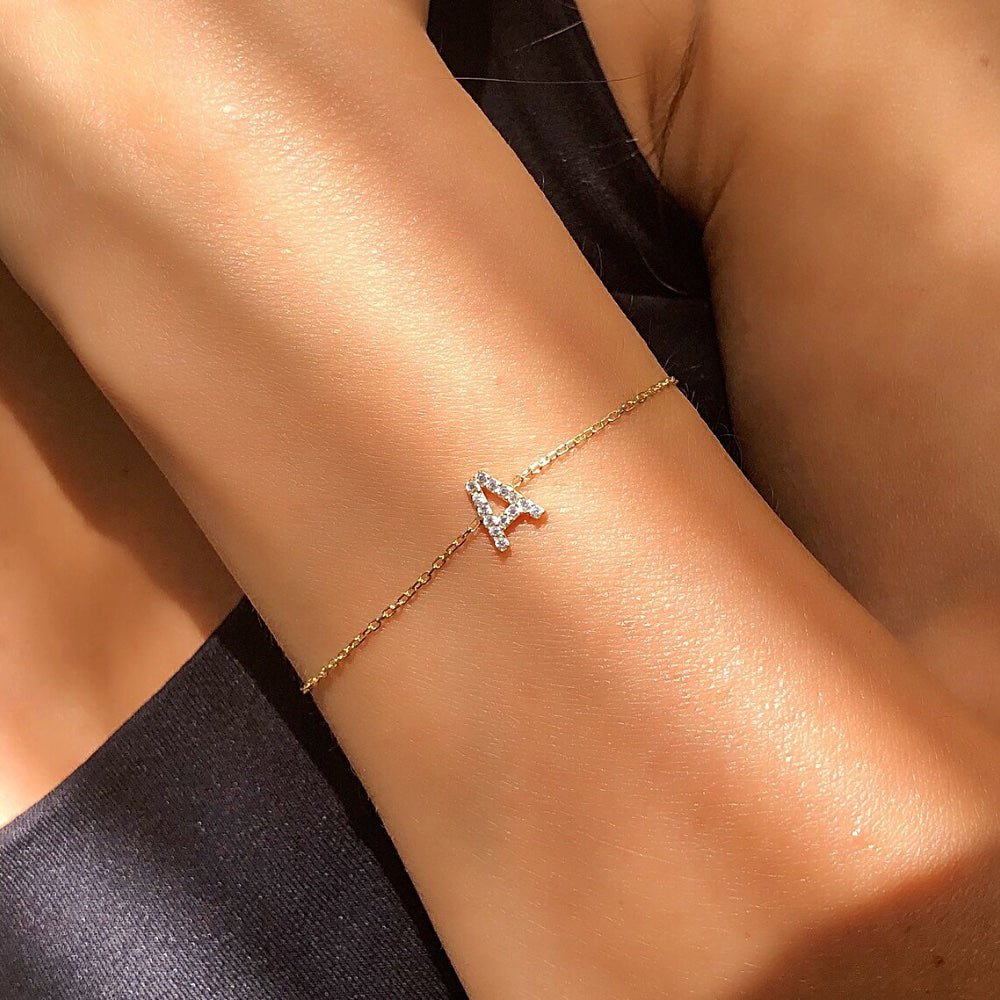 Dainty initial chain bracelet