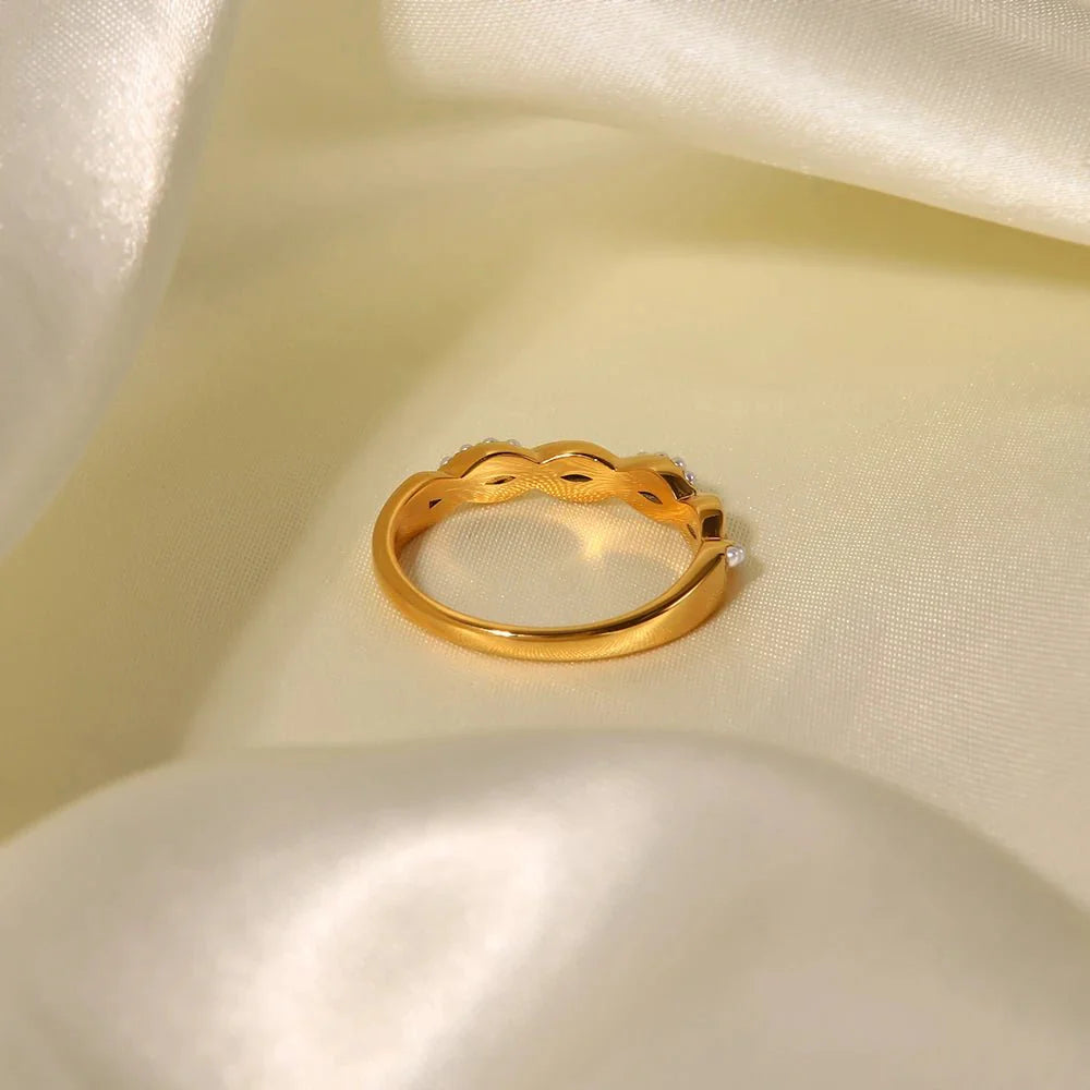 Dainty Pearl Intertwined Ring