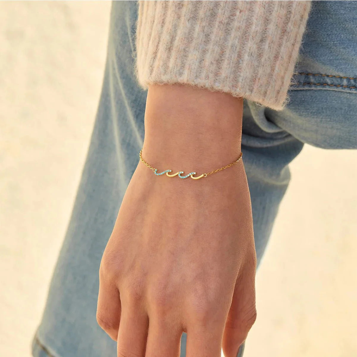 Dainty wave bracelet
