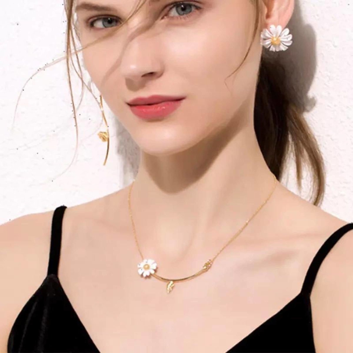 Daisy necklace 652061