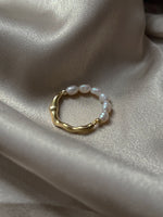 Load image into Gallery viewer, Quietly Stunning Gilden-Shore Ring
