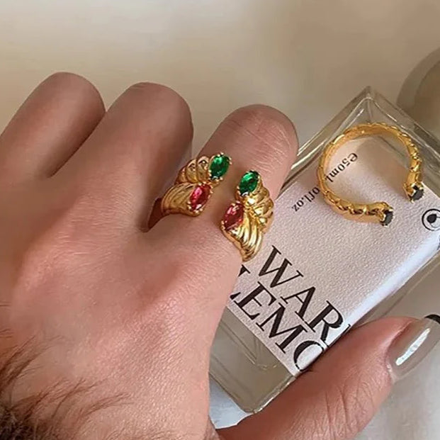 Dual Diamond Wrapped Rings